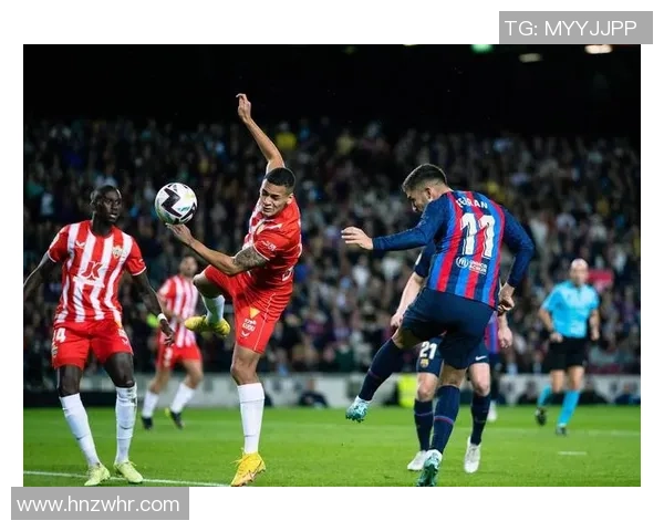 重庆足球队防守反击战术分析与成败得失探讨